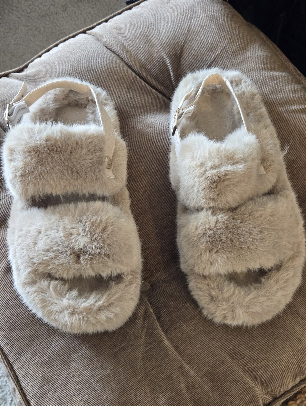 Beige Faux Fur Women's Slide Sandals with Back Strap